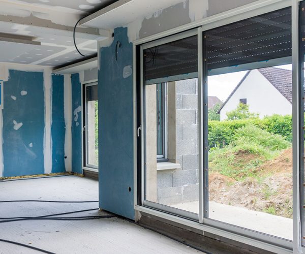 maison-travaux-baie-vitree Installation d'une baie vitrée dans une maison